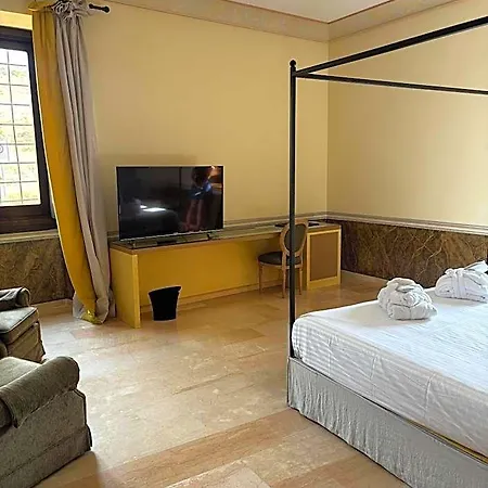 Hospederia Monasterio Rueda 4*